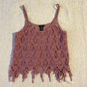 light purple crop lace tank top. No rips/holes. Smoke free/pet free home.